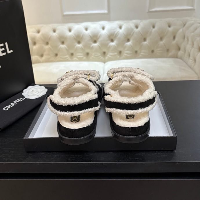 Сандалии женские фото 9