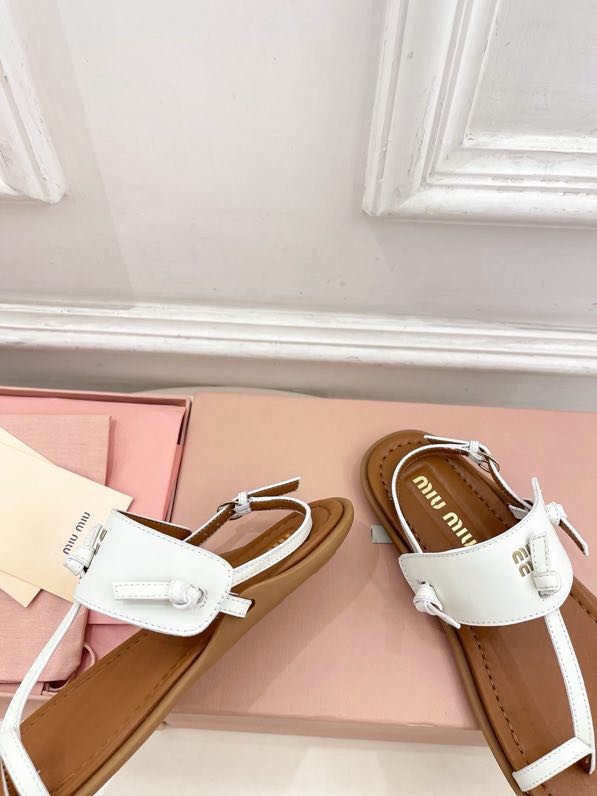 Сандалии женские фото 9