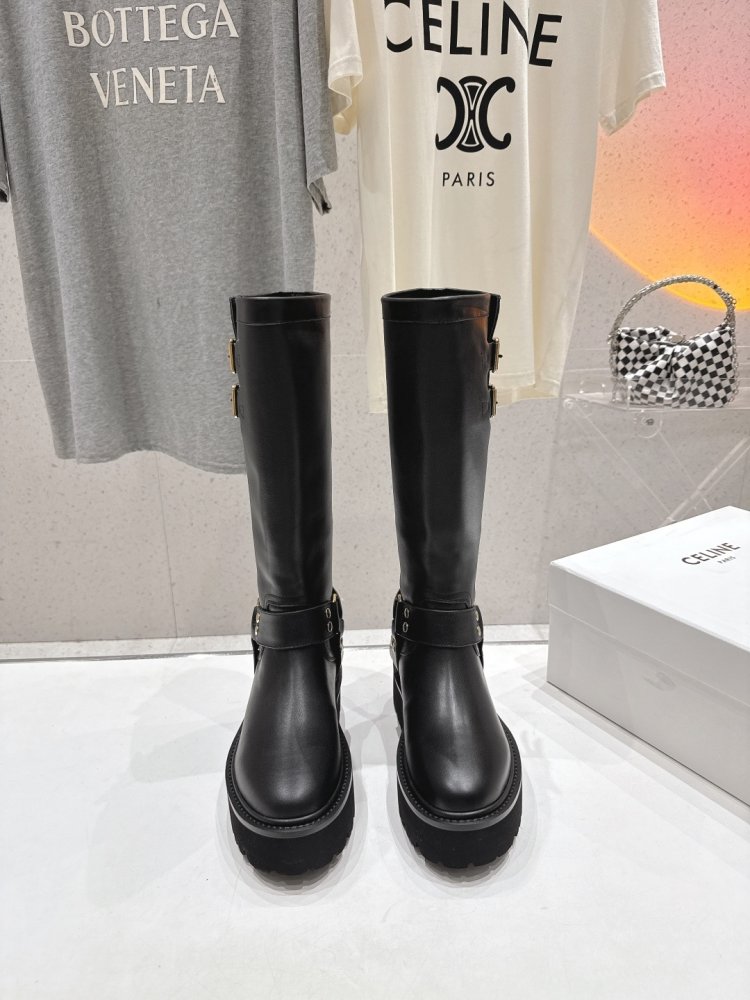 Чоботи до середини гомілки в британському стилі