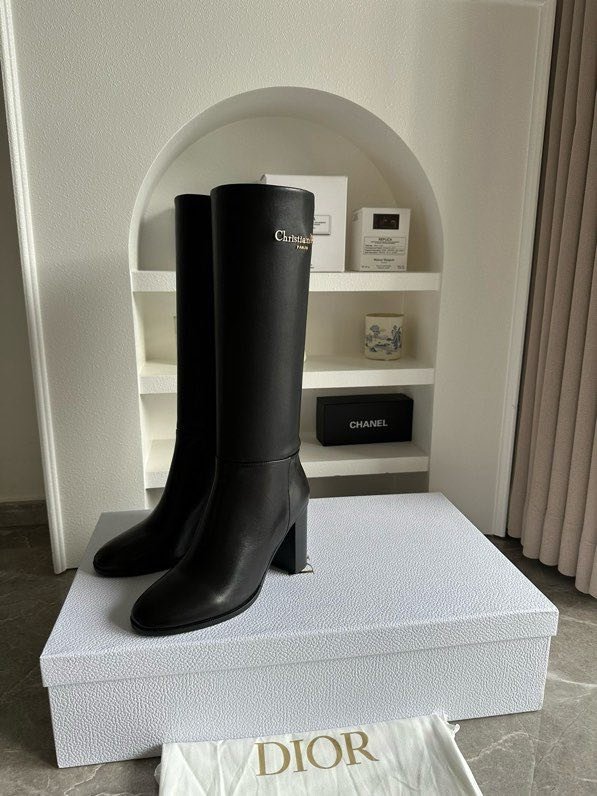 Чоботи шкіряні D-Town на підборах