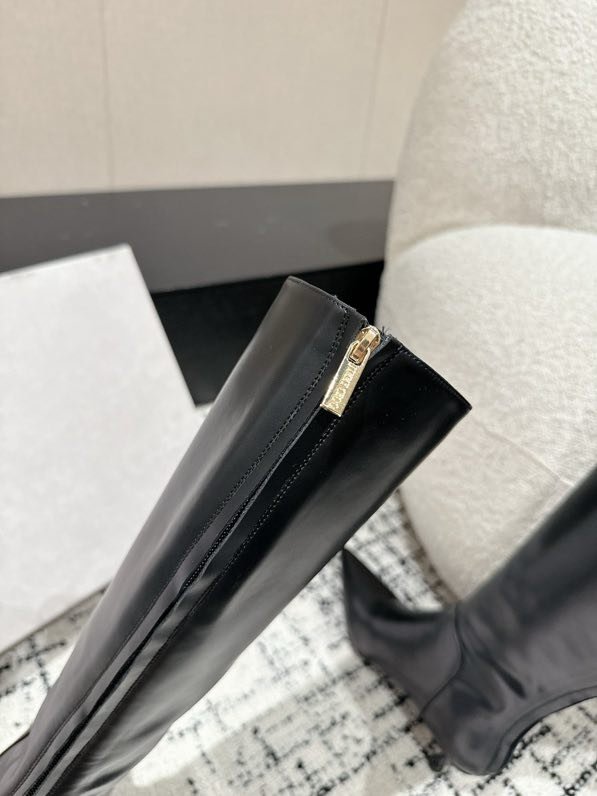 Чоботи шкіряні на підборах 5 см фото 4