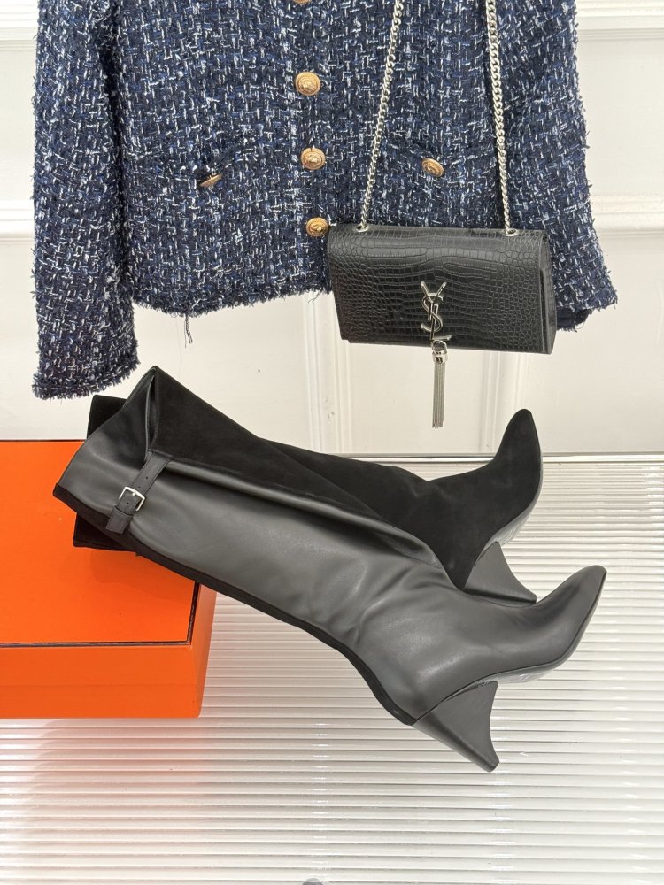 Сапоги кожаные на каблуке с острым носком фото 5