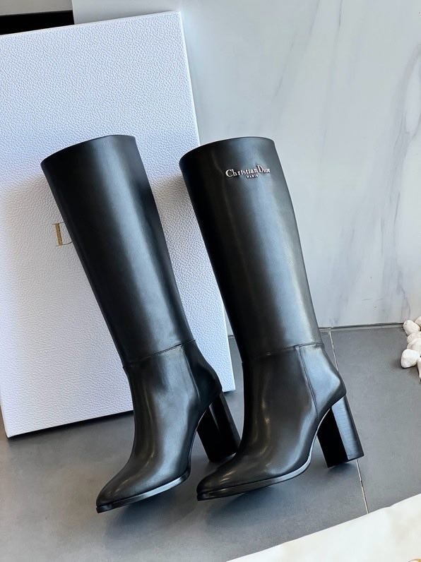 Сапоги кожаные на массивном каблуке фото 3