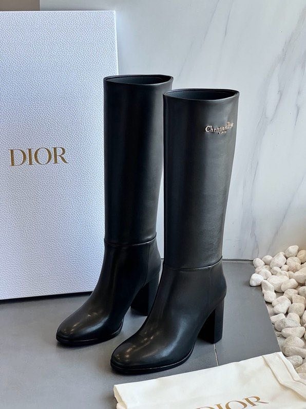 Сапоги кожаные на массивном каблуке фото 4