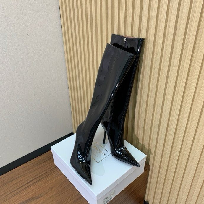 Сапоги кожаные с острым носком и высоким каблуком фото 3