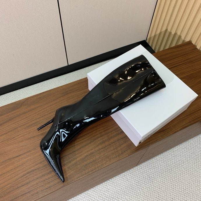 Сапоги кожаные с острым носком и высоким каблуком фото 5