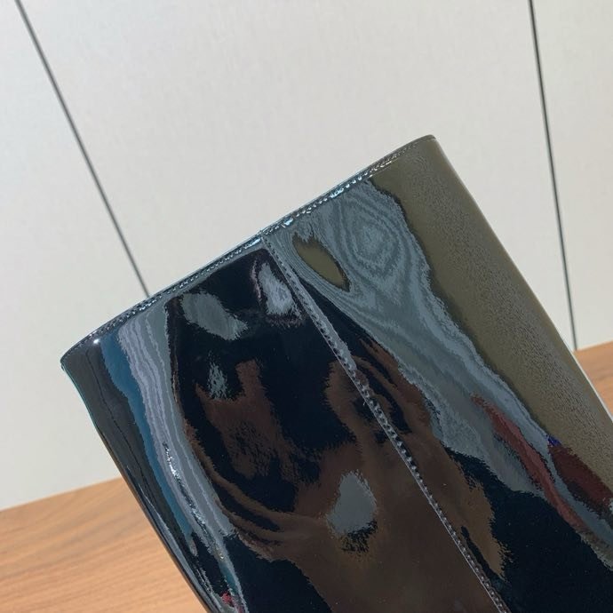 Сапоги кожаные с острым носком и высоким каблуком фото 9