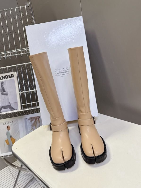 Сапоги кожаные с раздвоенным носком фото 3