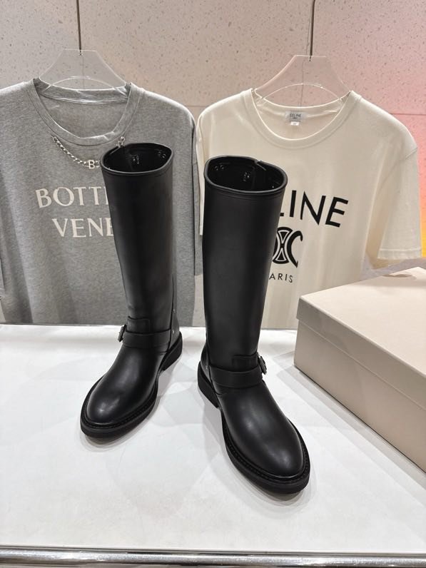 Сапоги кожаные женские Golden Goose