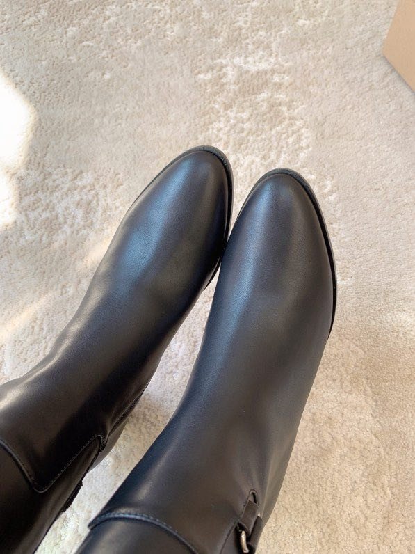Сапоги кожаные женские на каблуке фото 9