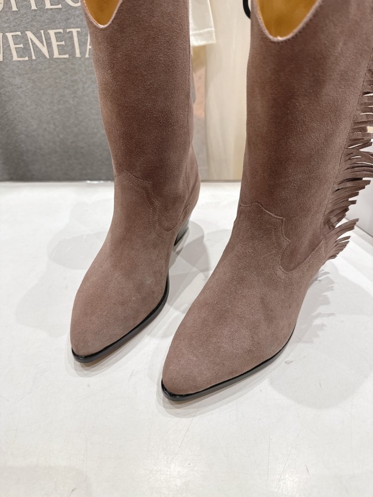 Сапоги кожаные женские с острым носком фото 6