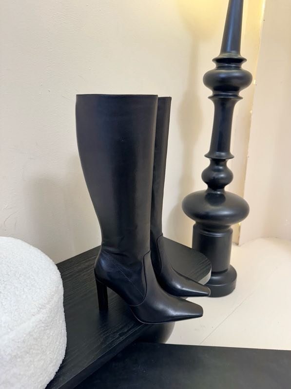 Boots leather women's