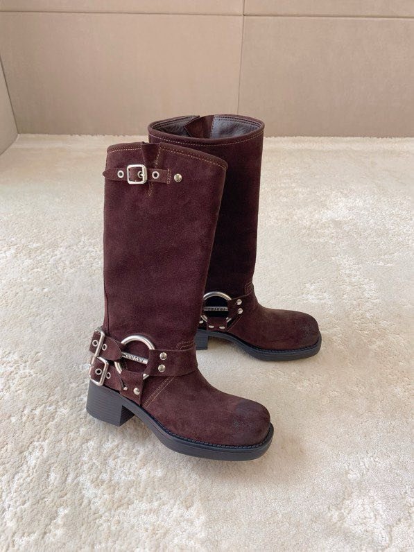 Чоботи шкіряні жіночі