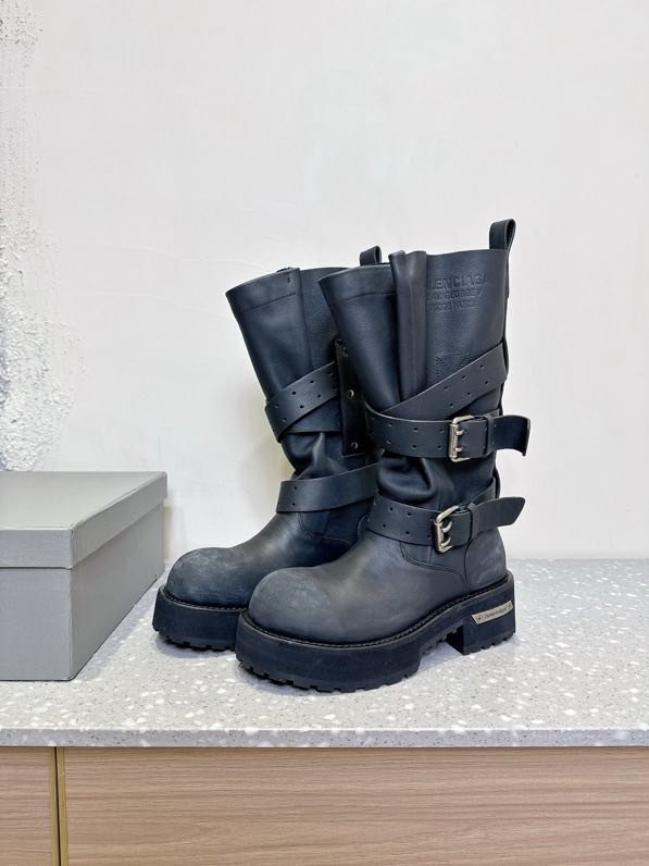 Чоботи шкіряні жіночі