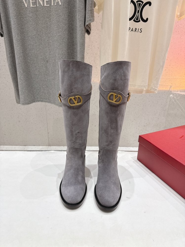 Чоботи шкіряні жіночі