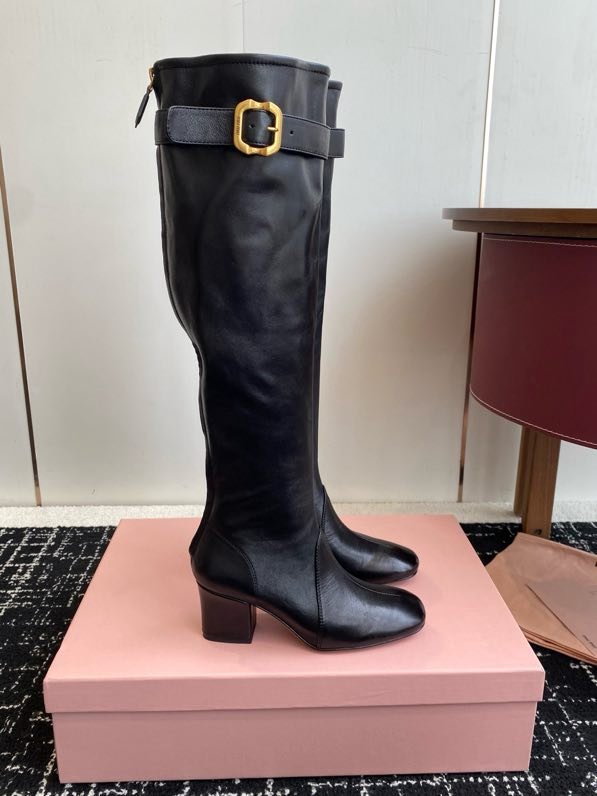 Сапоги кожаные женские