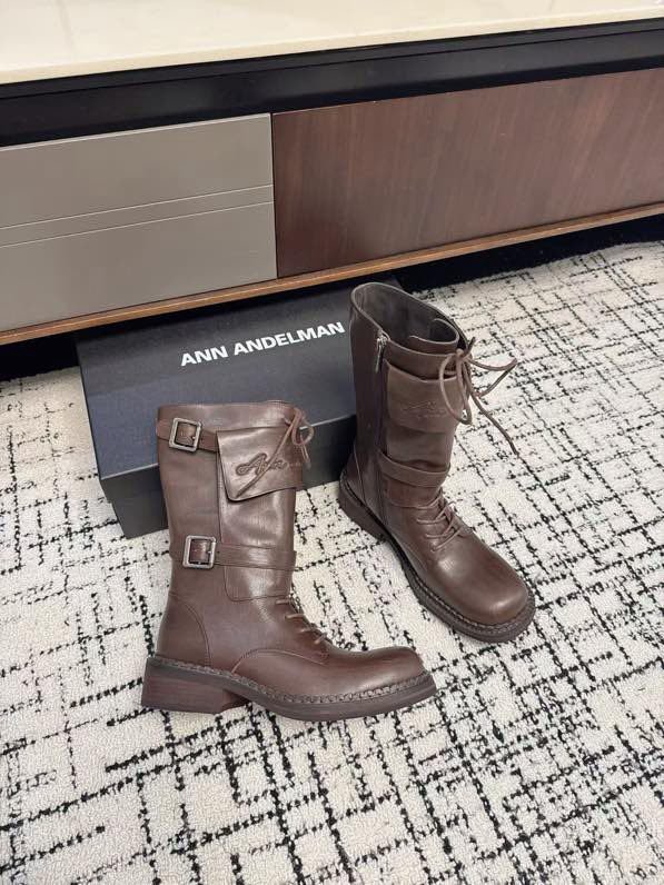 Чоботи шкіряні жіночі