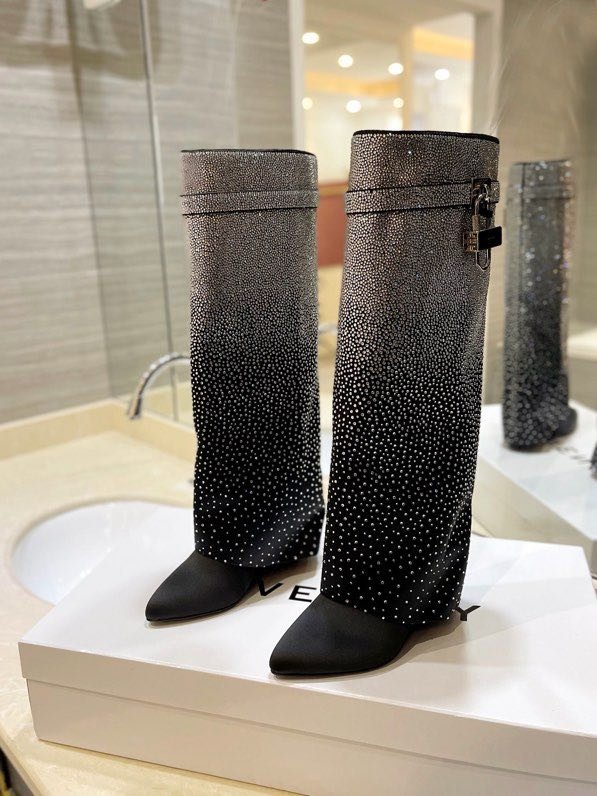 Сапоги кожаные женские