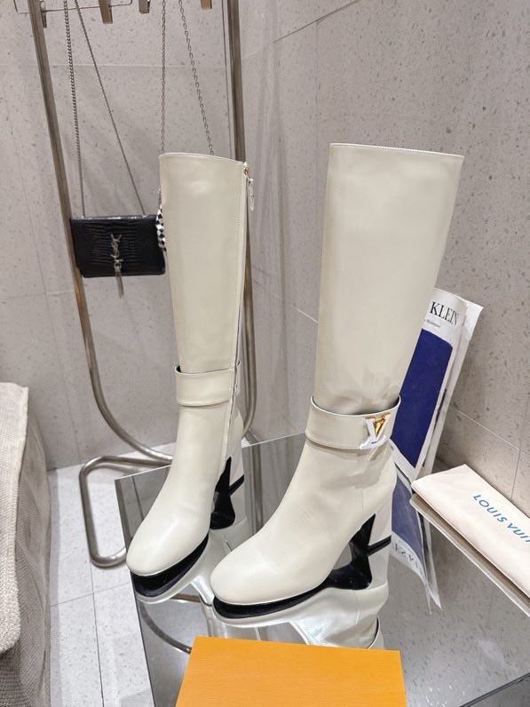 Boots leather women's