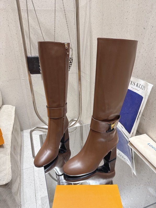 Сапоги кожаные женские