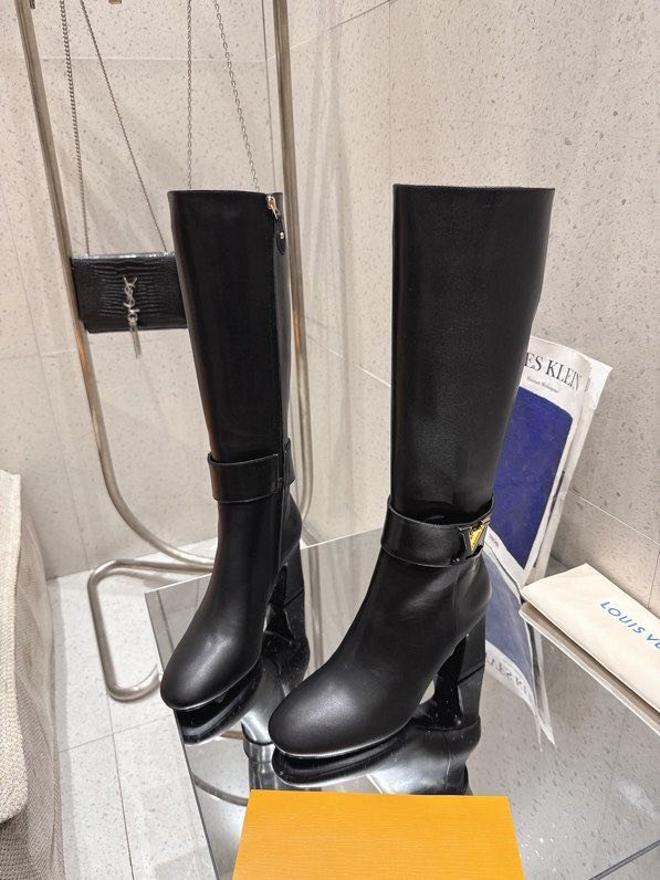 Boots leather women's