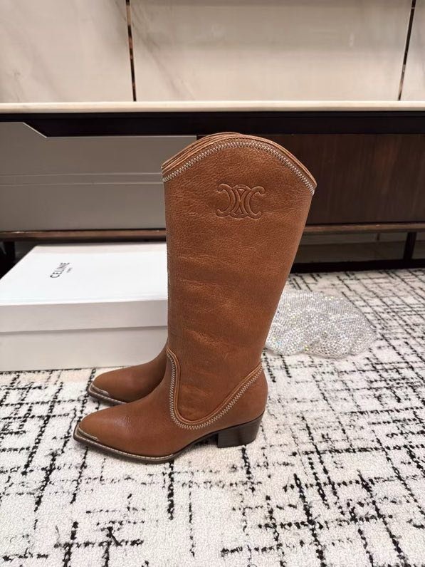 Чоботи шкіряні жіночі фото 2