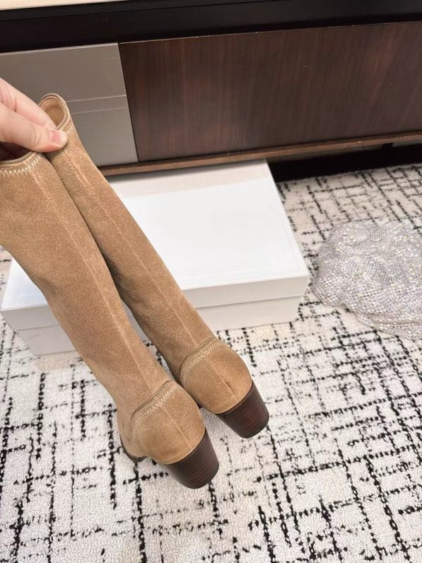 Чоботи шкіряні жіночі фото 2