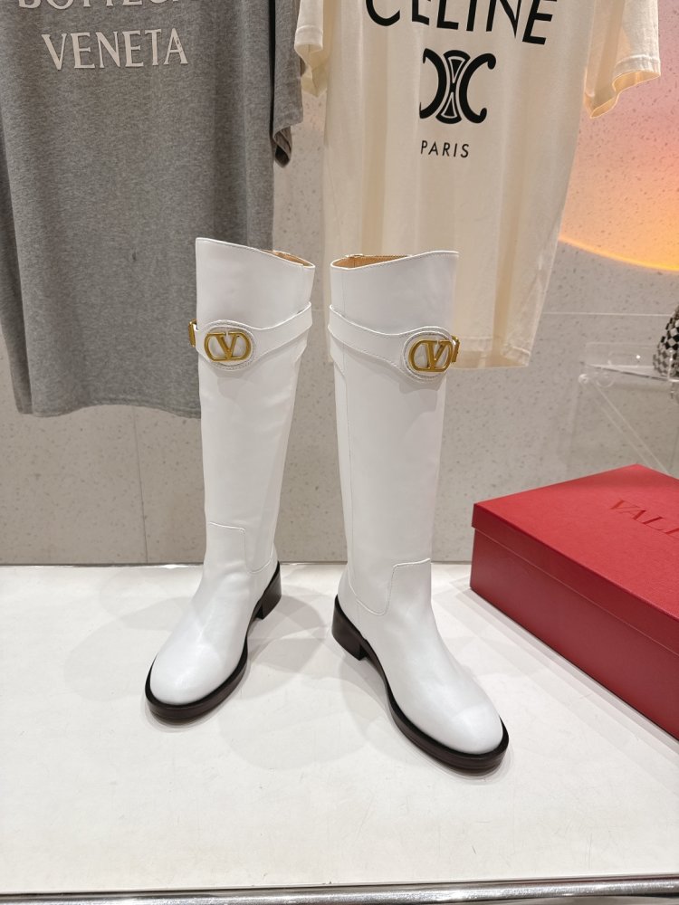 Чоботи шкіряні жіночі фото 2