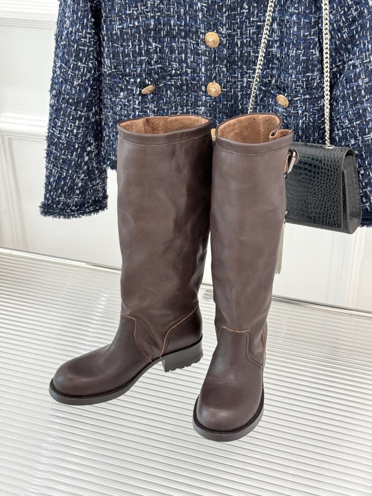 Чоботи шкіряні жіночі фото 2