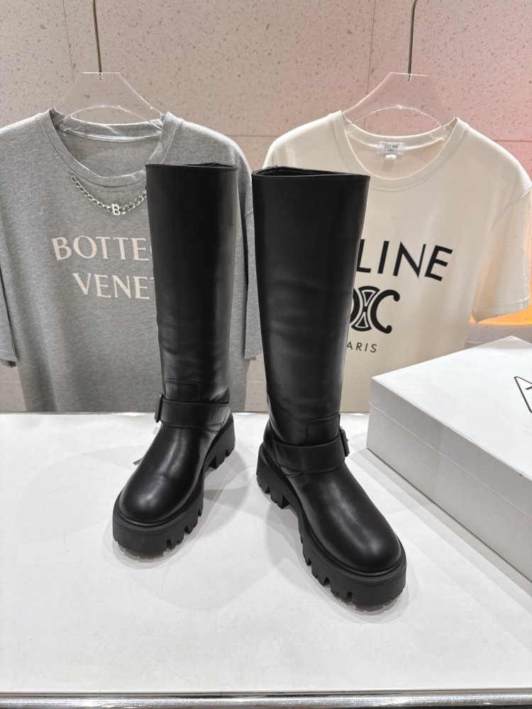 Сапоги кожаные женские фото 2