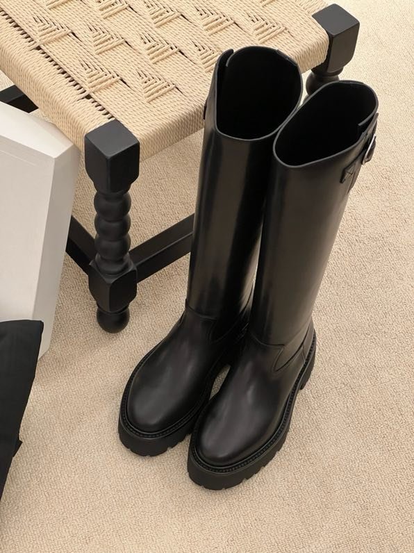 Сапоги кожаные женские фото 4