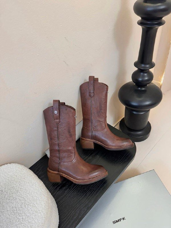 Boots leather women's фото 4