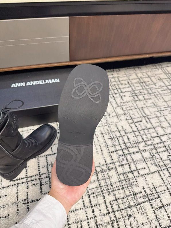 Чоботи шкіряні жіночі фото 4