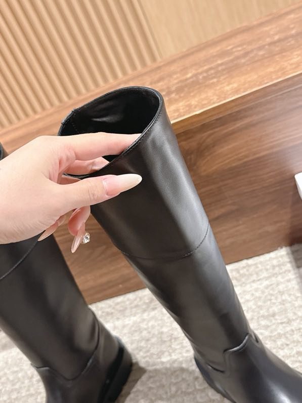 Сапоги кожаные женские фото 4