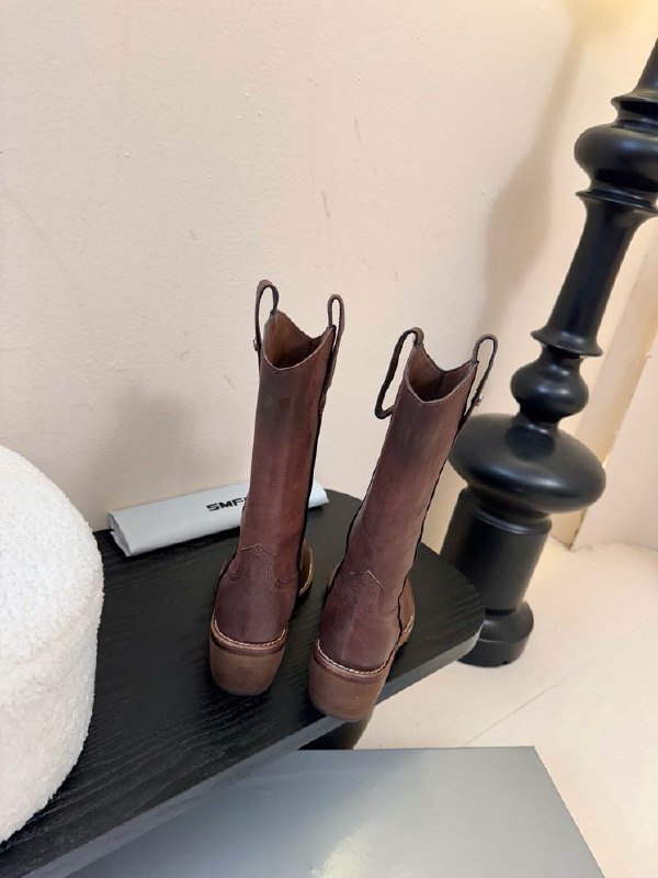 Boots leather women's фото 5