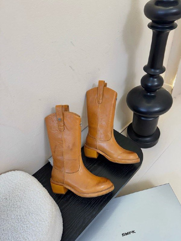 Чоботи шкіряні жіночі фото 5