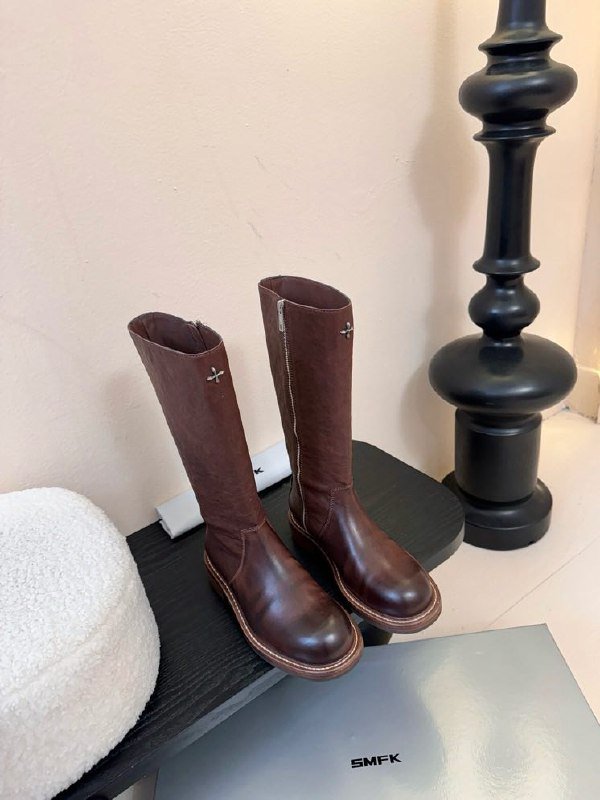 Чоботи шкіряні жіночі фото 5