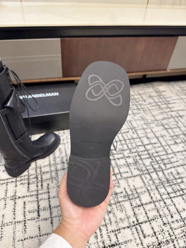 Boots leather women's фото 5