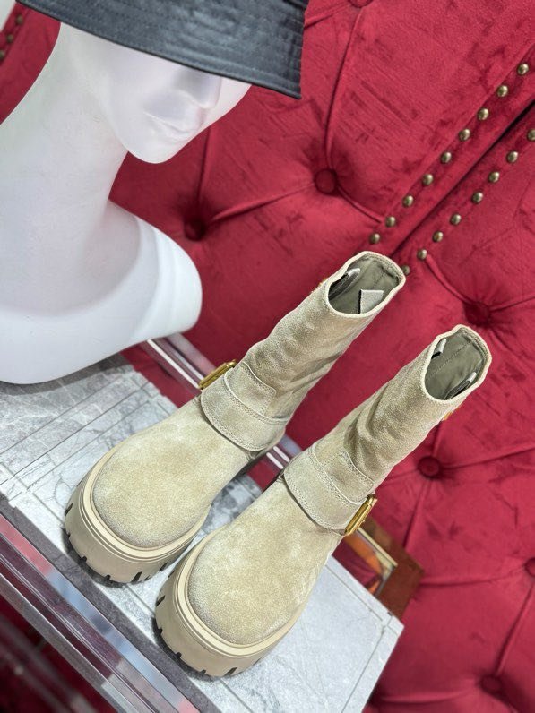 Boots leather women's фото 5