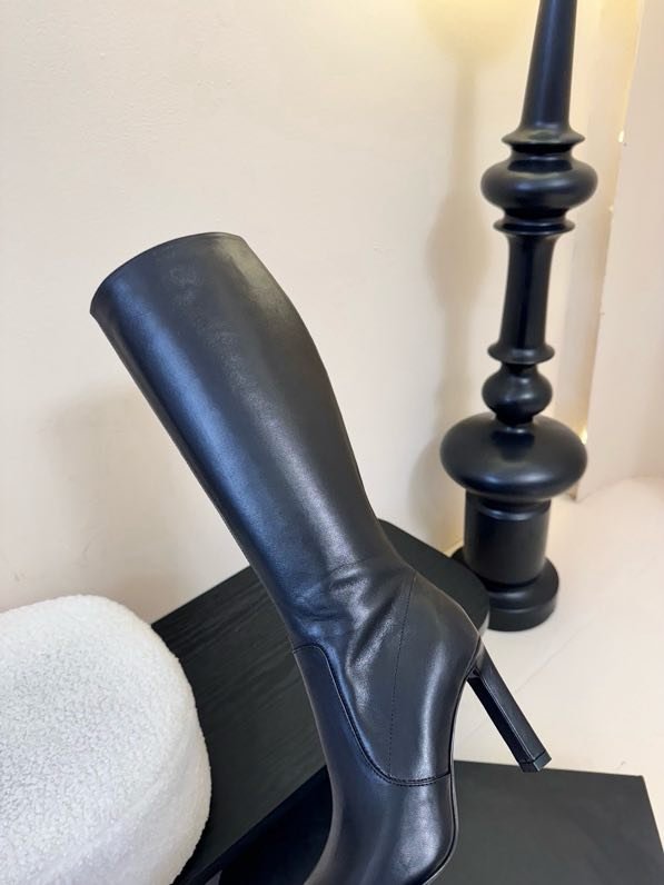 Boots leather women's фото 6