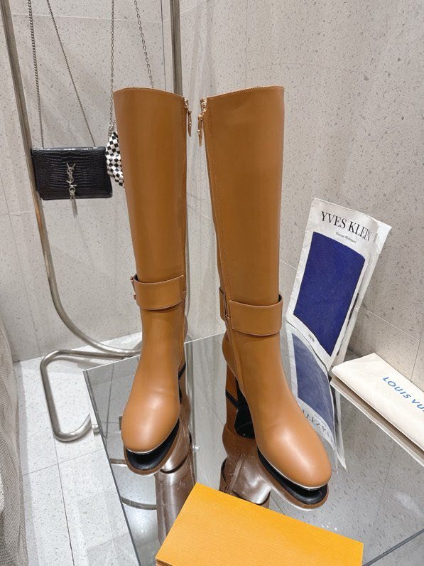 Сапоги кожаные женские фото 6