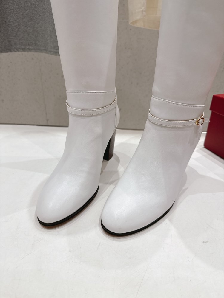 Чоботи шкіряні жіночі фото 7