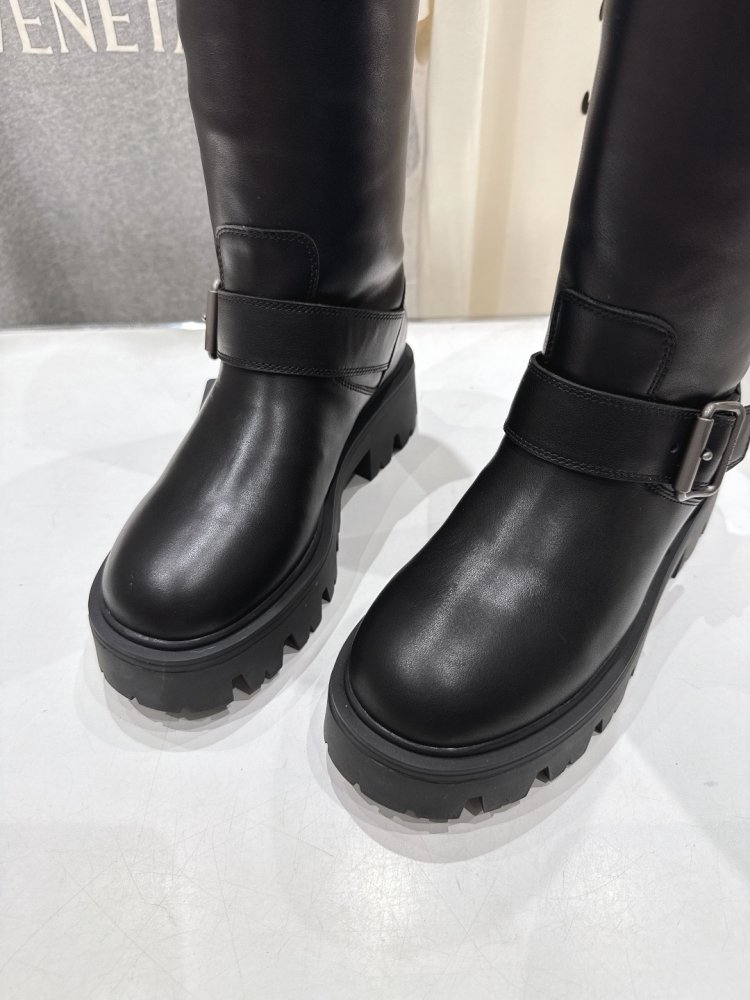 Сапоги кожаные женские фото 7