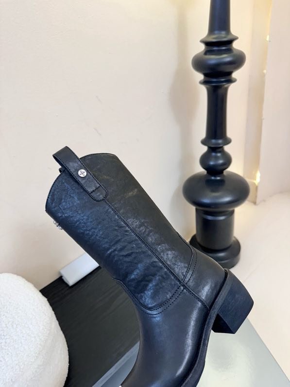 Boots leather women's фото 7