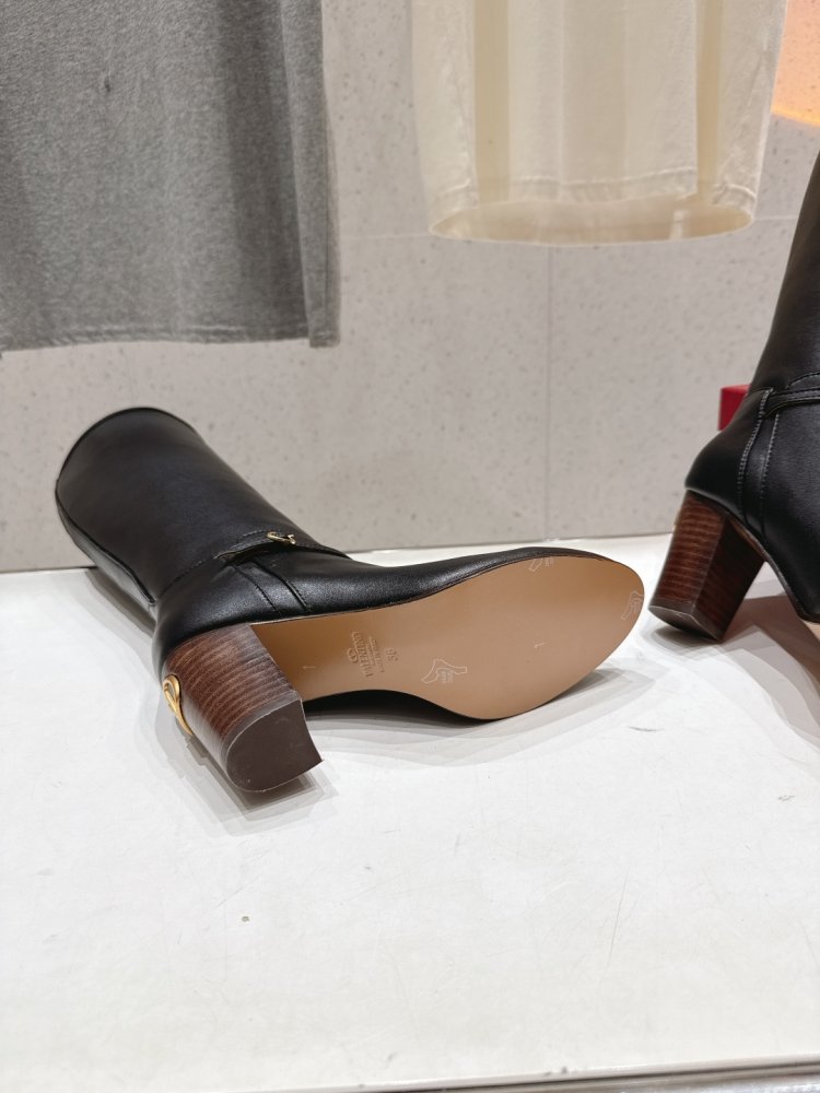 Сапоги кожаные женские фото 9