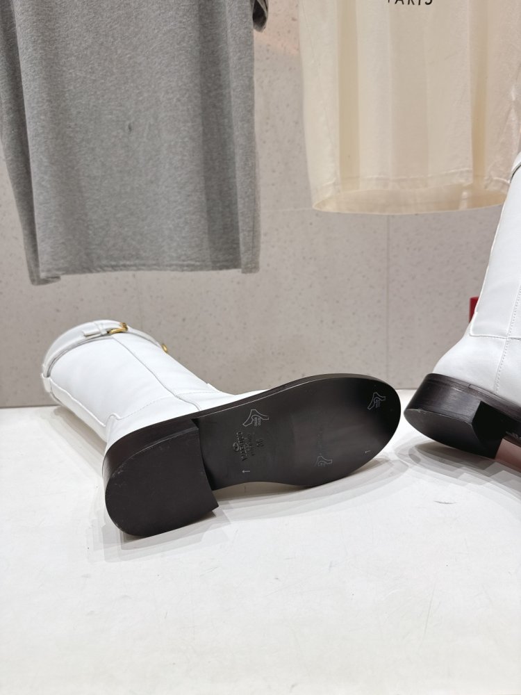 Чоботи шкіряні жіночі фото 9