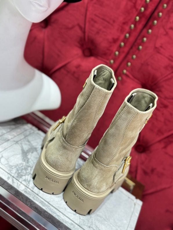 Boots leather women's фото 9