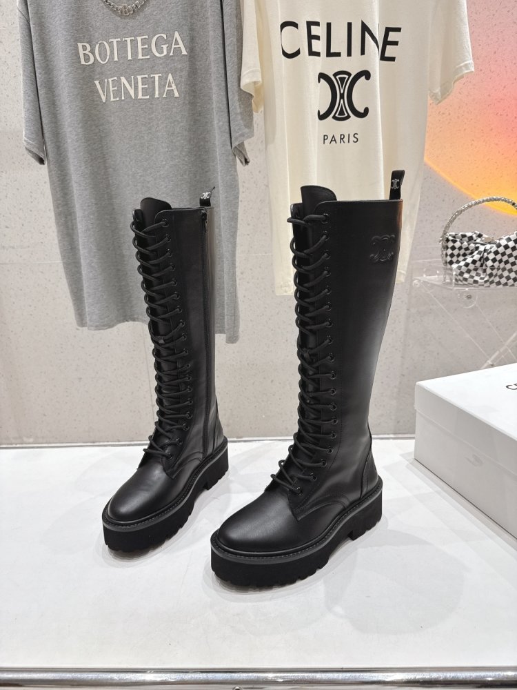 Чоботи на шнурівці в британському стилі фото 3