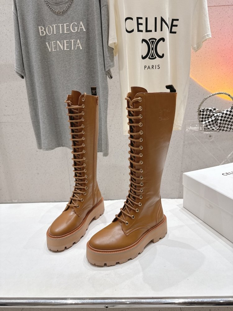 Чоботи на шнурівці в британському стилі фото 3