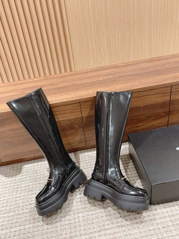 Сапоги на высокой подошве фото 2